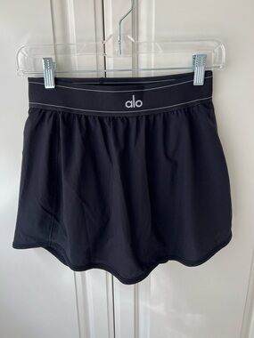 ALO Yoga Black and White Athletic Skirt